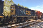 CSX 6088 lays over